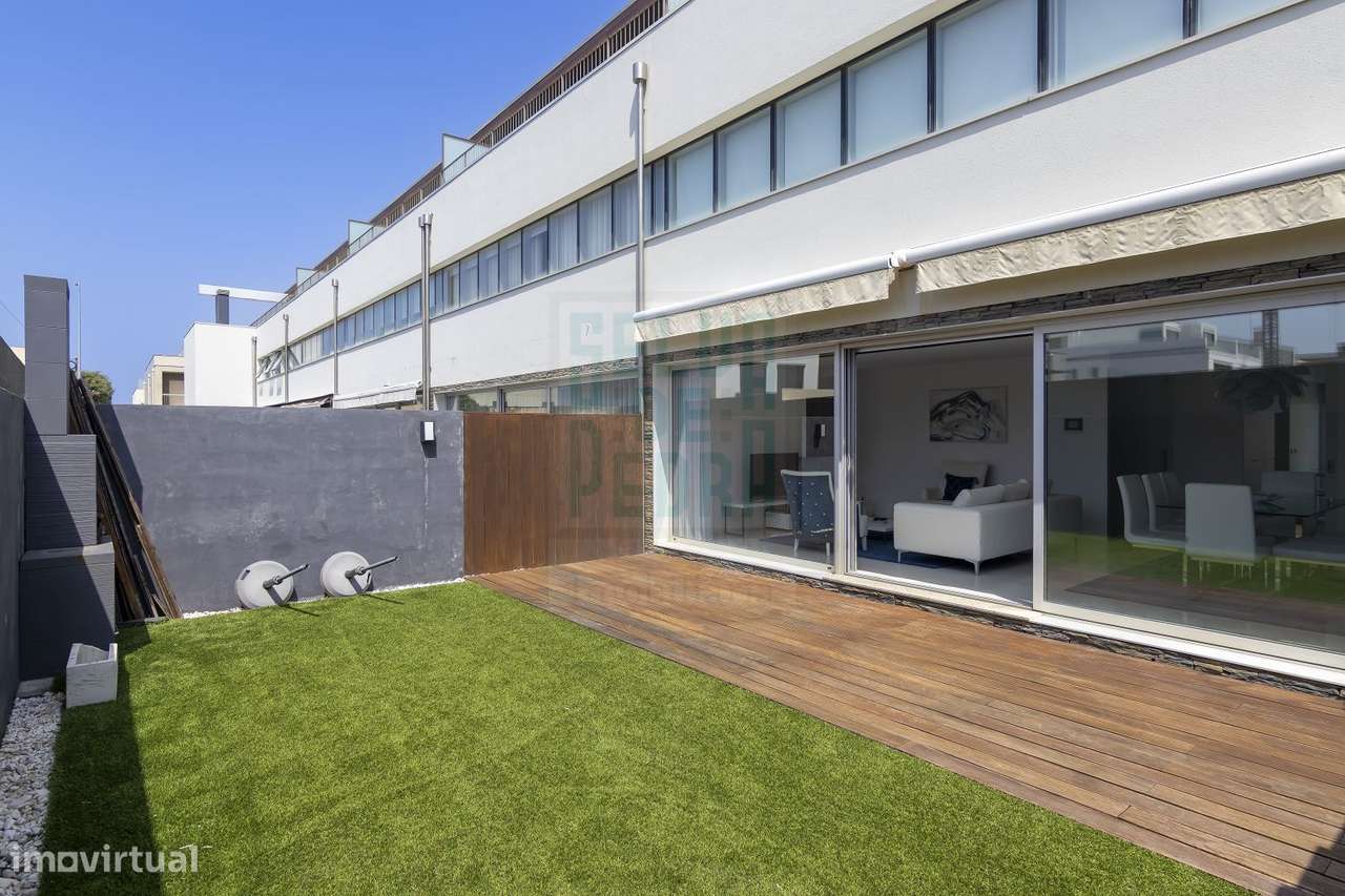 Moradia T3 de Luxo com Vista Mar | Praia da Agudela | Condomínio Fech-28