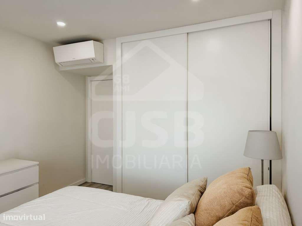 Apartamento T2 Torre da Marinha-18