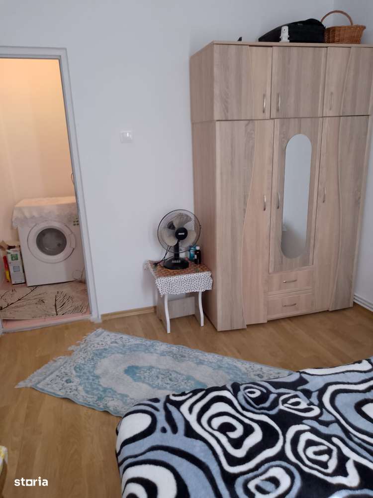 De Vanzare Apartament cu 2 camere zona Radu Negru - Imagine principală: 4/9