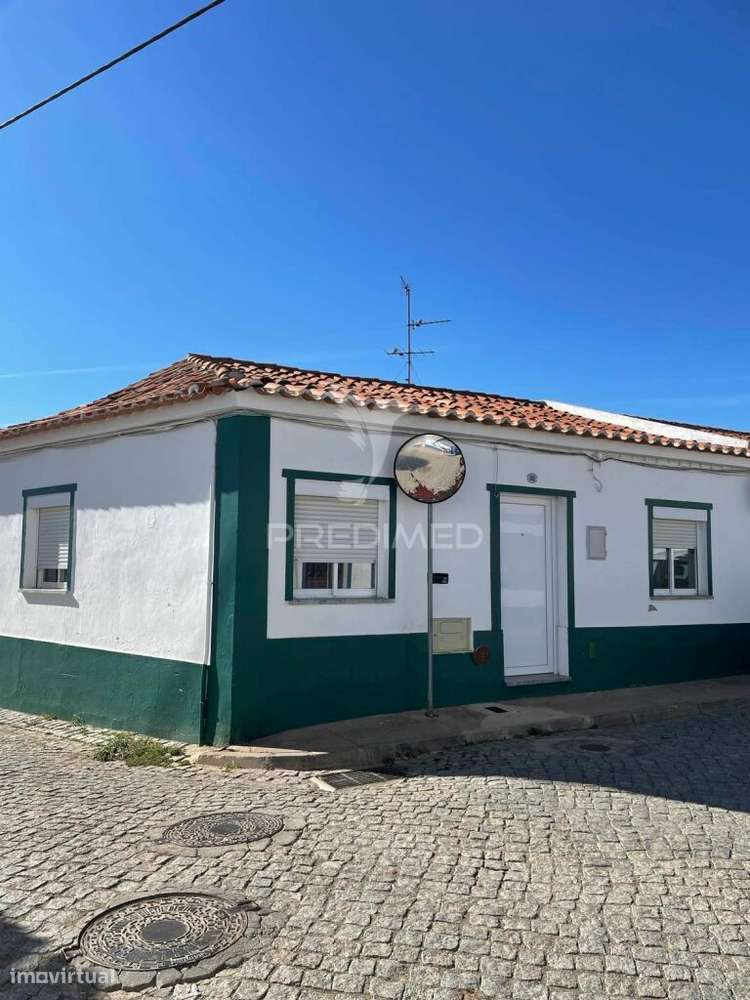 Moradia T3 Com quintal na Salvada - Grande imagem: 2/17