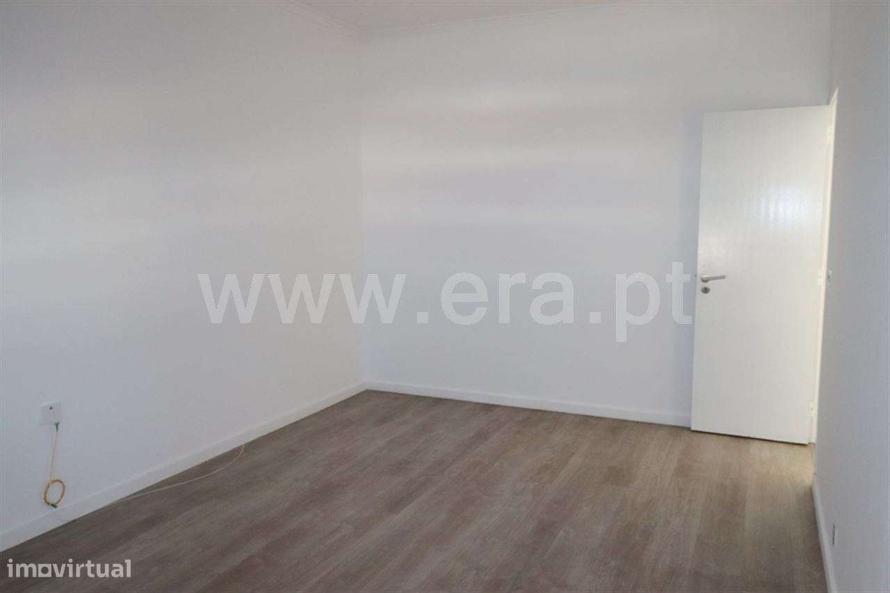 Apartamento T3; Cruz de Pau-7