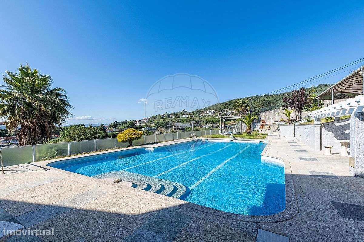 Moradia T5 para venda - Grande imagem: 4/50