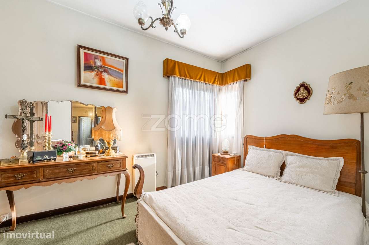 Moradia T4 em Banda em São José de São Lázaro, Braga-23