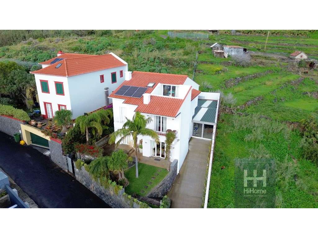 Moradia T4 unifamiliar no Caniço de Baixo - Grande imagem: 2/37