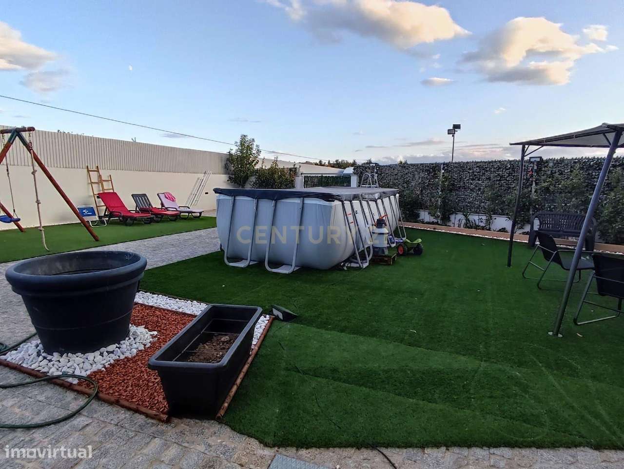 Luxuosa Moradia em Mirandela, Bragança - 10 Quartos e 7 WC - Grande imagem: 2/14