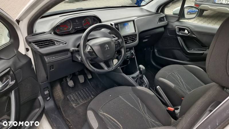 Peugeot 208 HDi 68 Access - 8