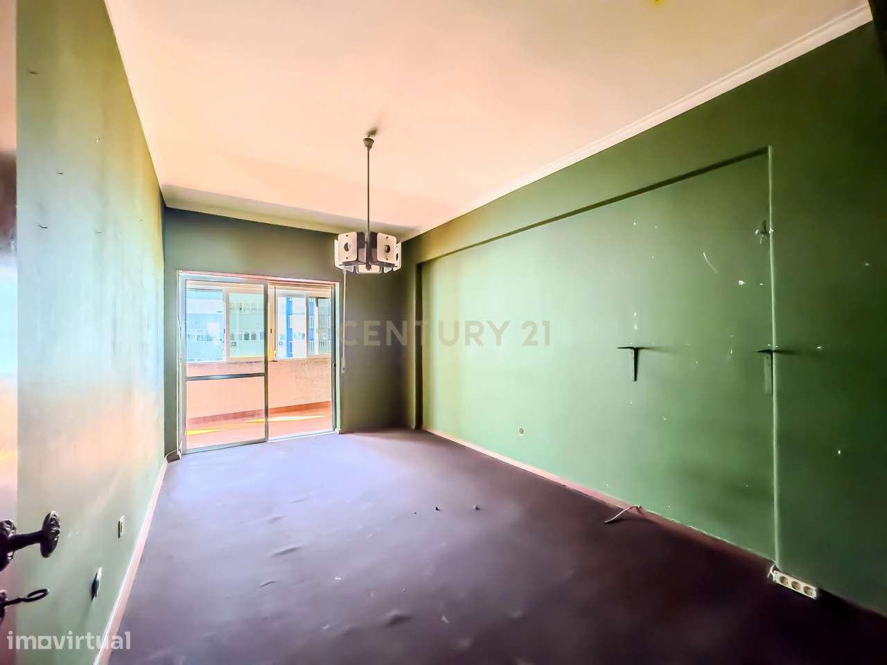 Apartamento T2 com Vista de Rio | Almada-6