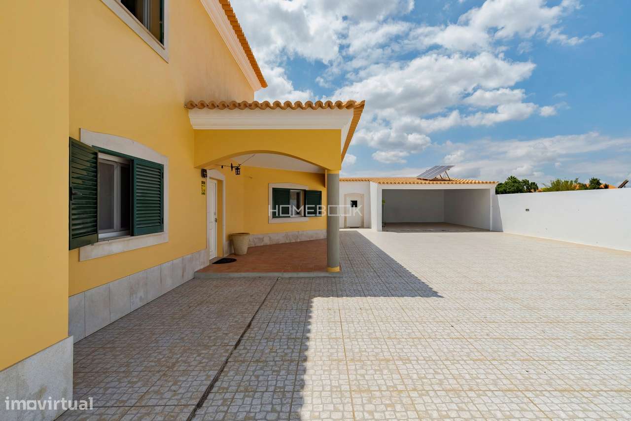 Moradia c/ 354 m² | Lote 1130 m² | Piscina e Jardim em Brejos do Assa-6