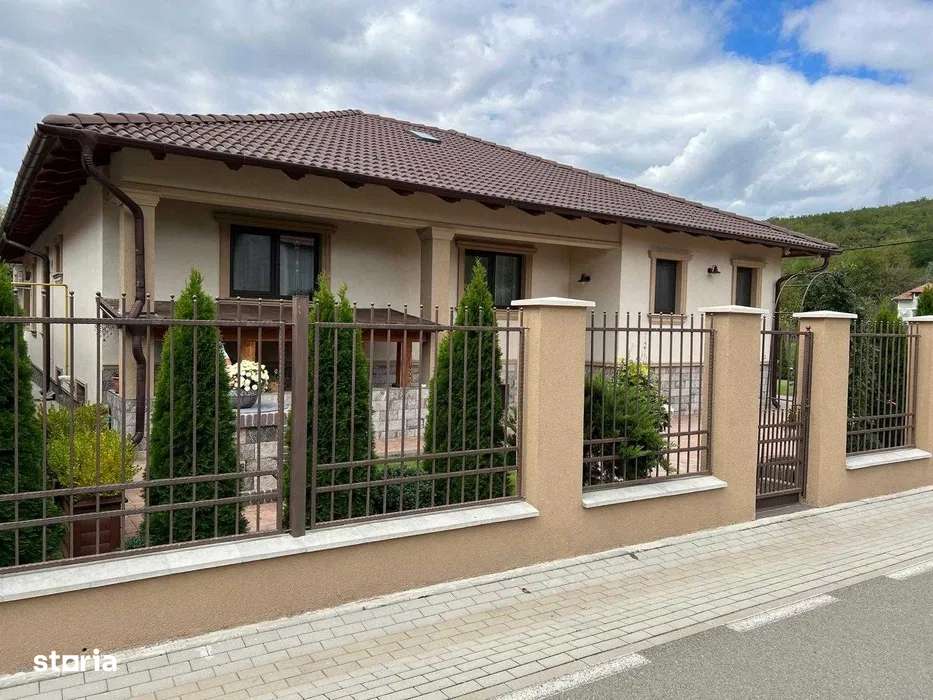 Casa de vanzare Ciugud Hapria - Imagine principală: 3/8