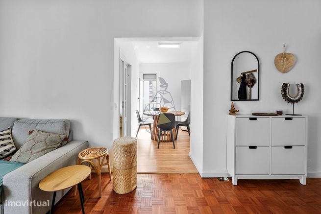 Apartamento T4 Completamente Renovado em Portimão-12