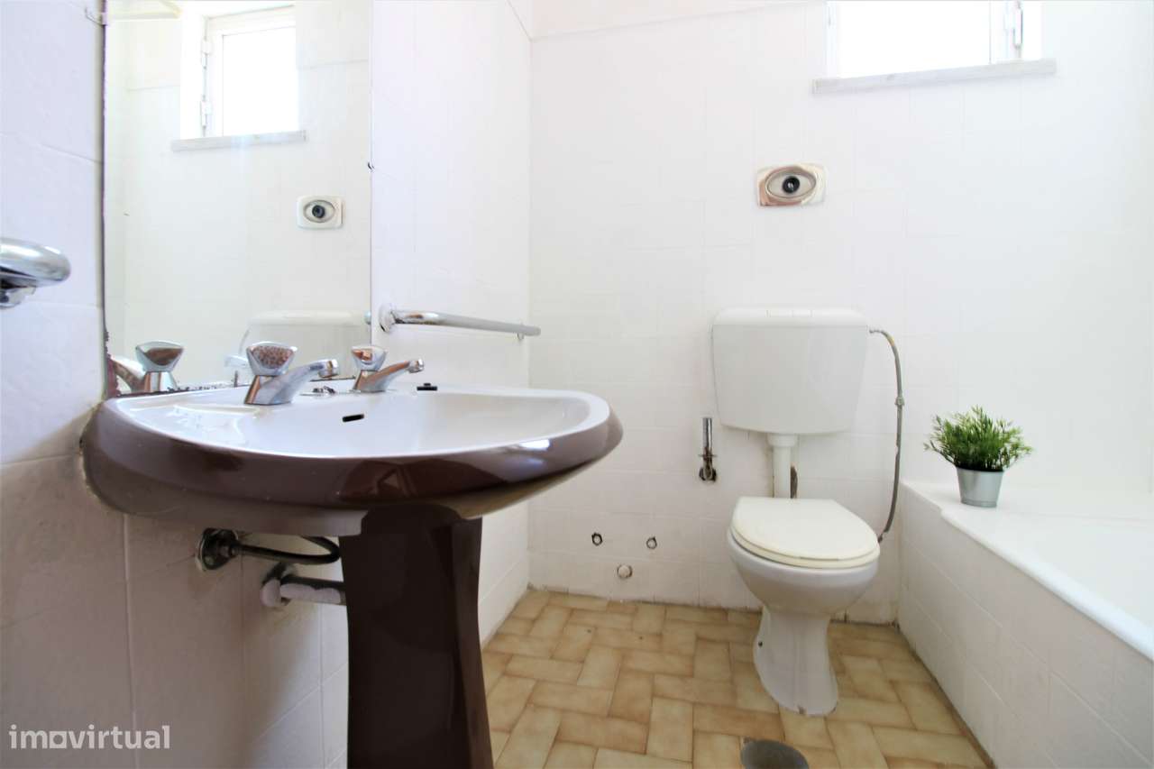 Quarto no Vale das Flores - ISEC - Polo II - Grande imagem: 5/6