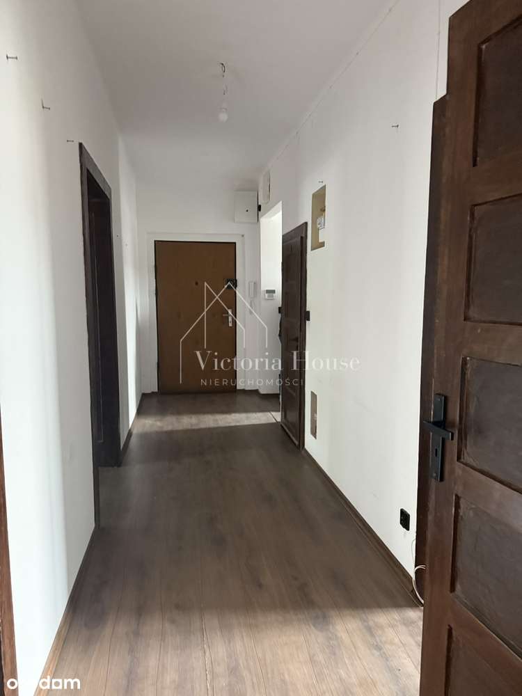 92m2 -5 pokoi/gabinetów-1