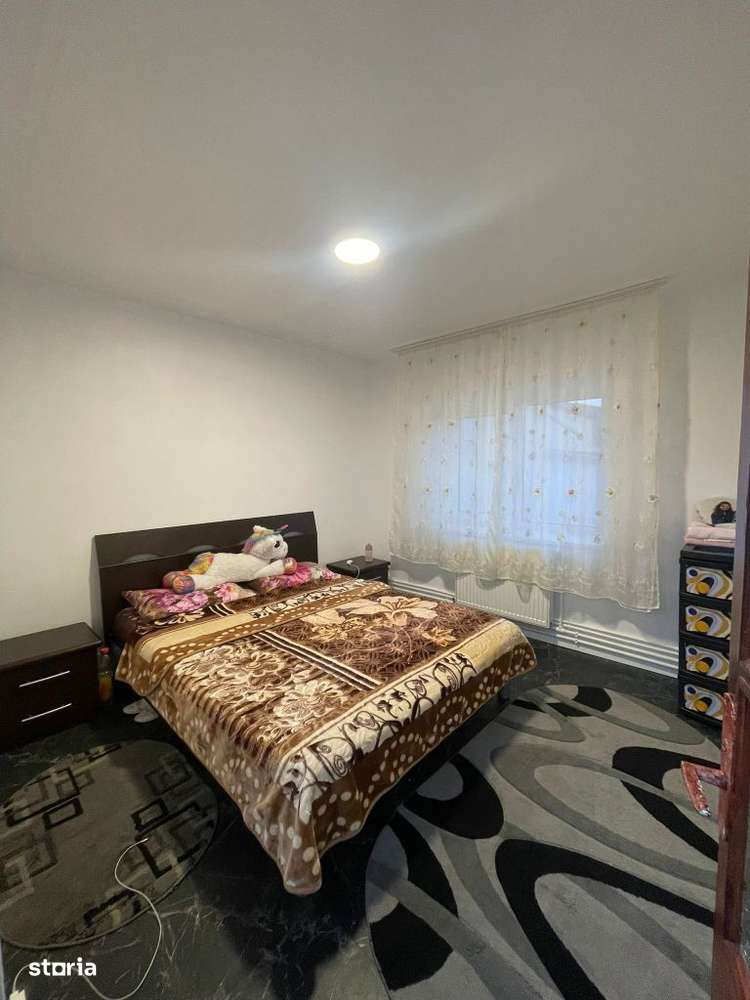 De vanzare apartament cu 2 camere, decomandat, 45.000 euro - Imagine principală: 3/15