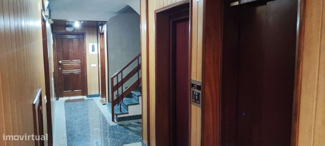 T2 Frente ao Mercadona - Abadias Norte - Figueira da Foz - Grande imagem: 5/31