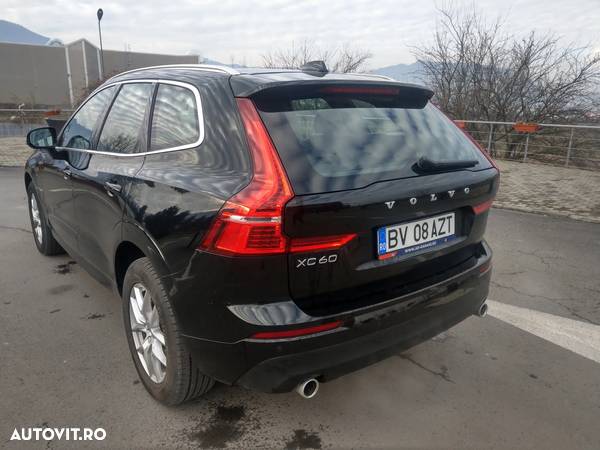 Volvo XC 60 T8 Twin Engine AWD Momentum Pro - 4