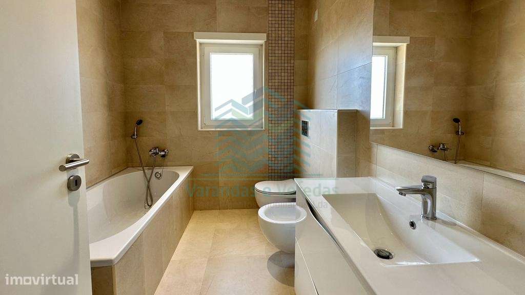 Apartamento T3 novo em Torres Novas com garagem - Grande imagem: 5/24