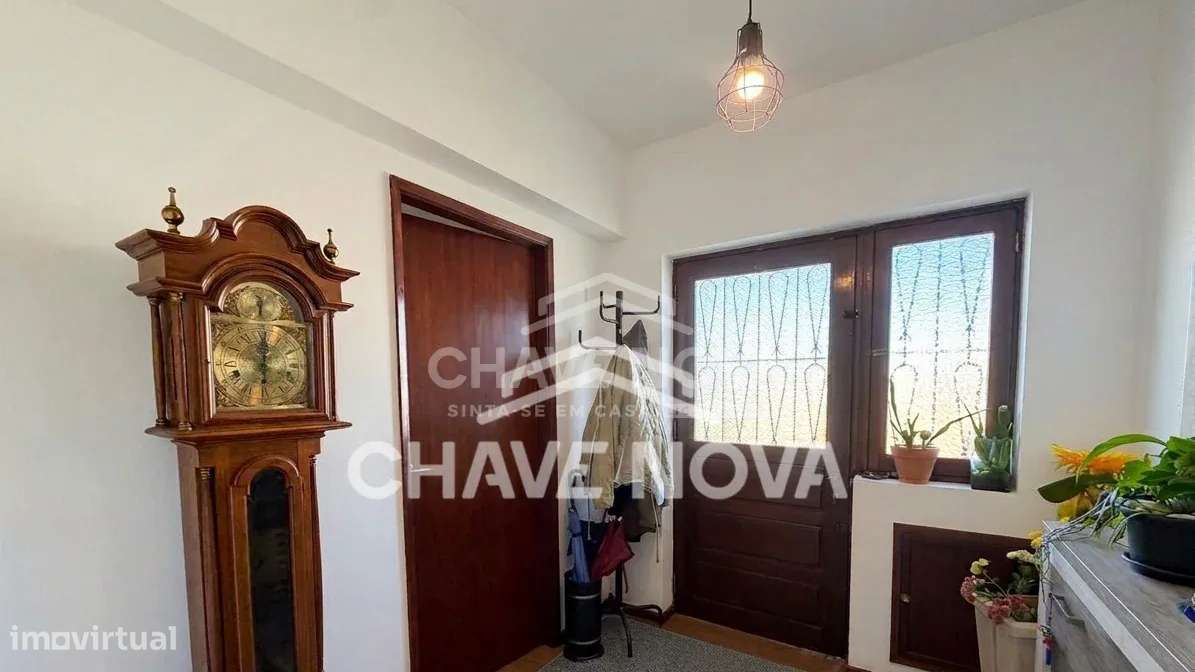 Andar Moradia V2+1 c/ Garagem em Canidelo-22