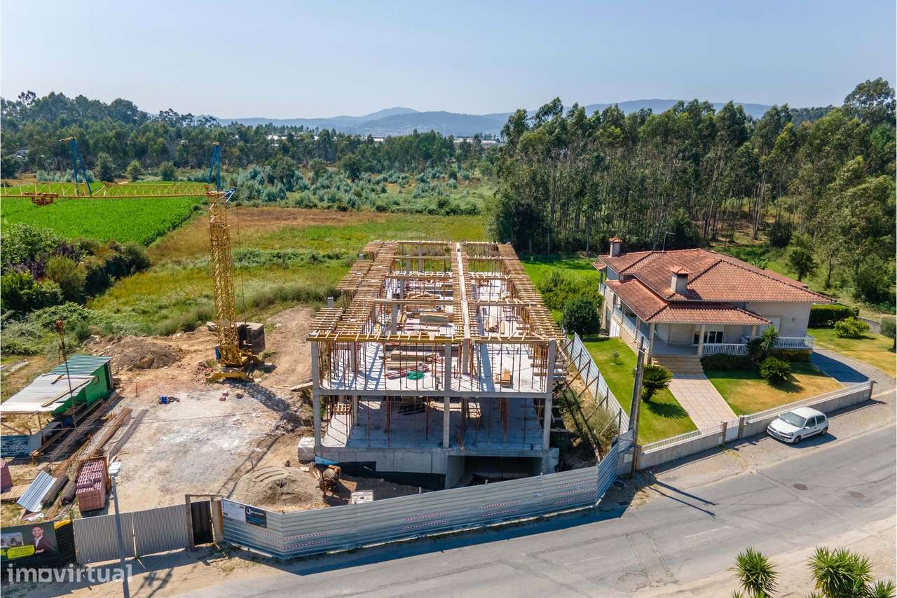 Moradia T3 Venda em Manhente,Barcelos - Grande imagem: 2/14