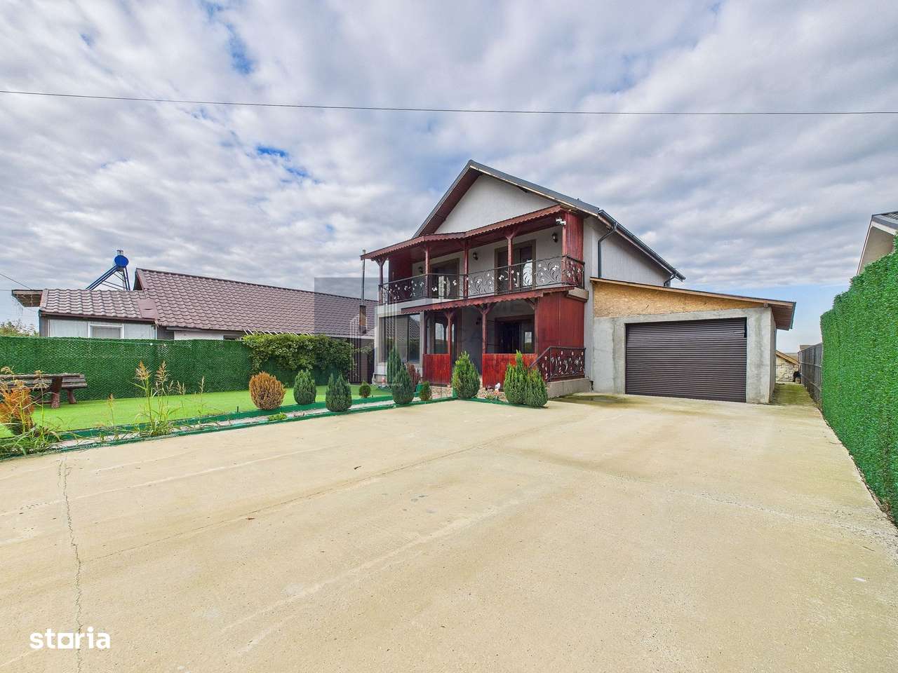 Casa de vanzare  |  Gorneni  |  6 cemere - Imagine principală: 2/20