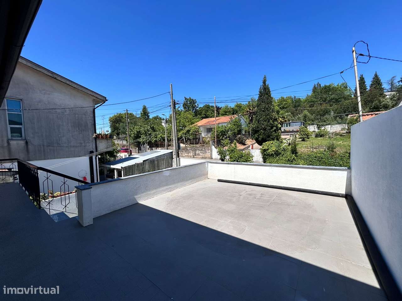 Moradia Bifamiliar  renovada T2+T1, Baguim do Monte-13