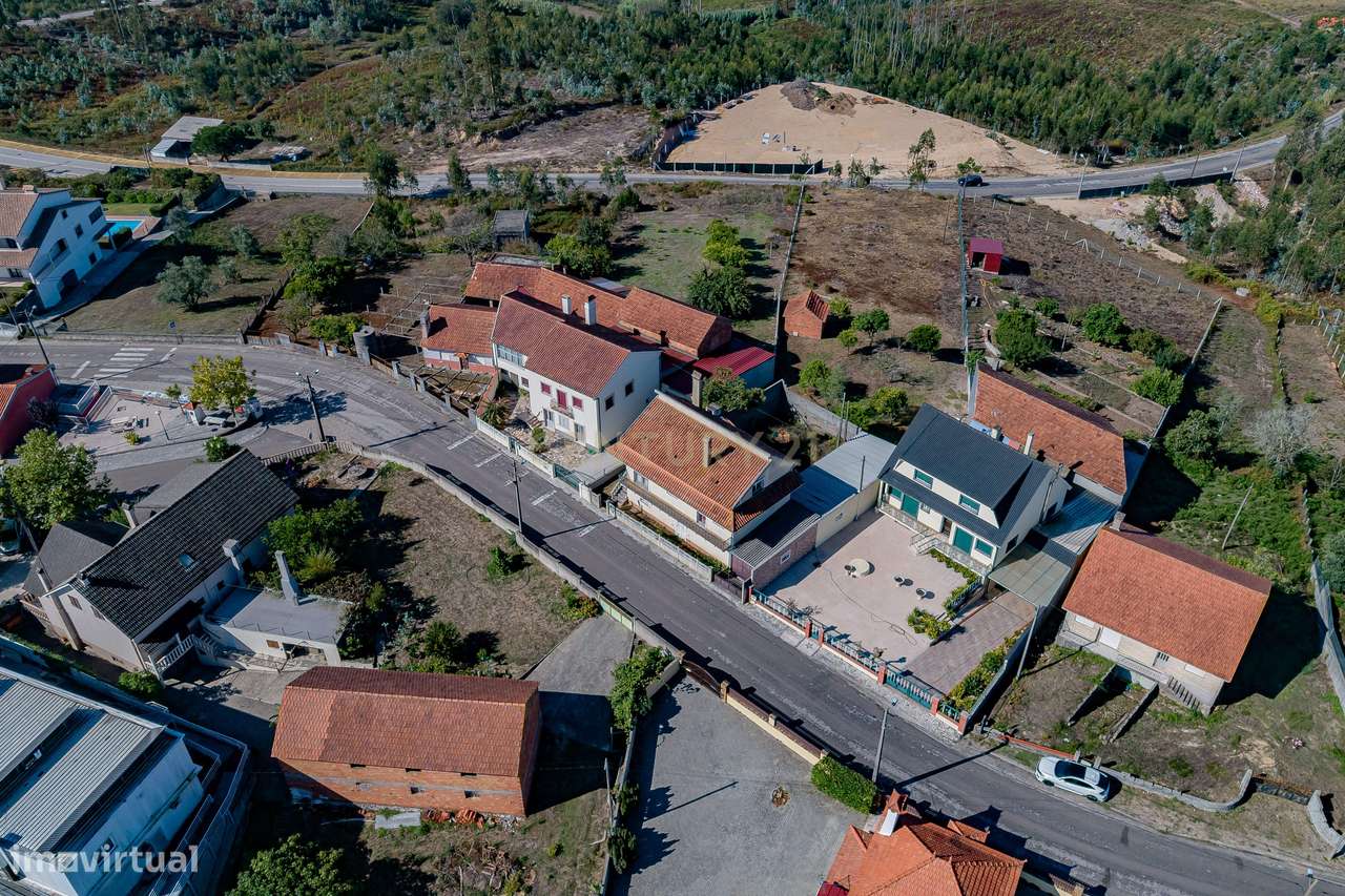 Moradia T5 em Memória – Colmeias-41