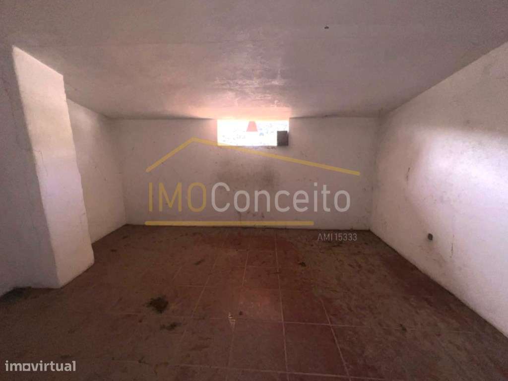 Moradia T2| Quintal| Carvoeiro| Maçao-17