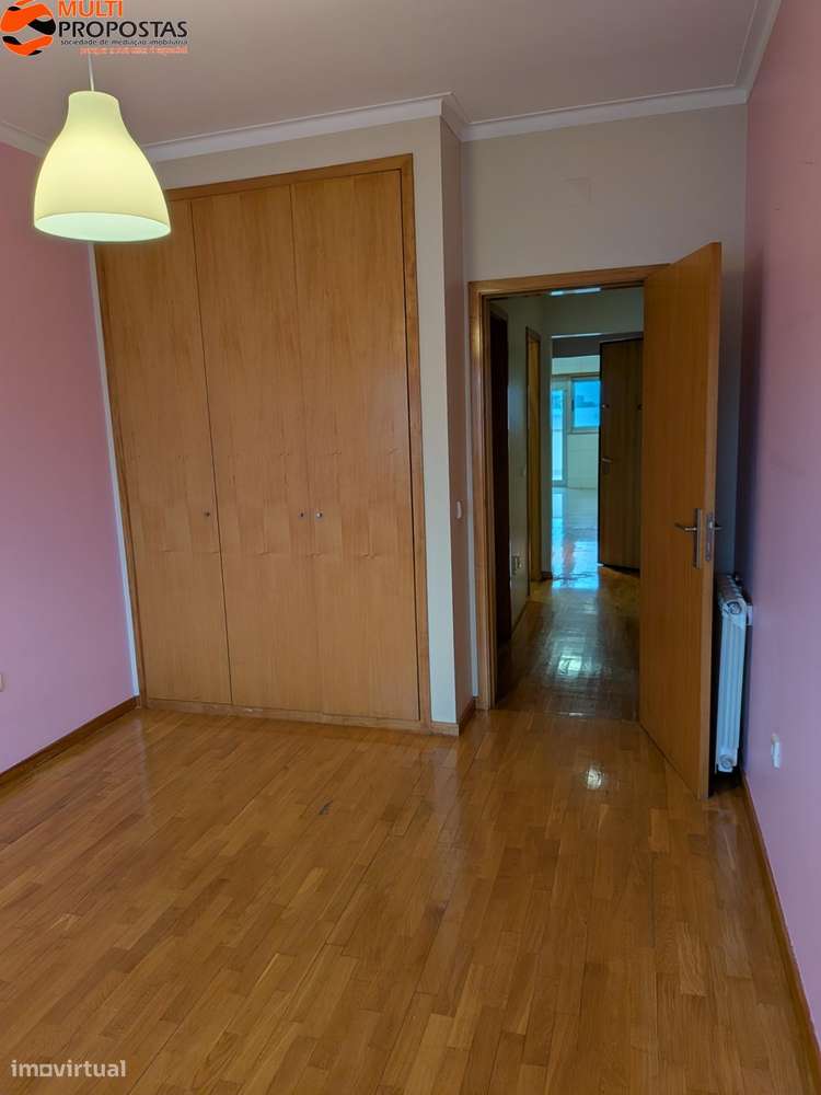 T2 C/ TERRAÇO - S. VICENTE (D.DIOGO)-27