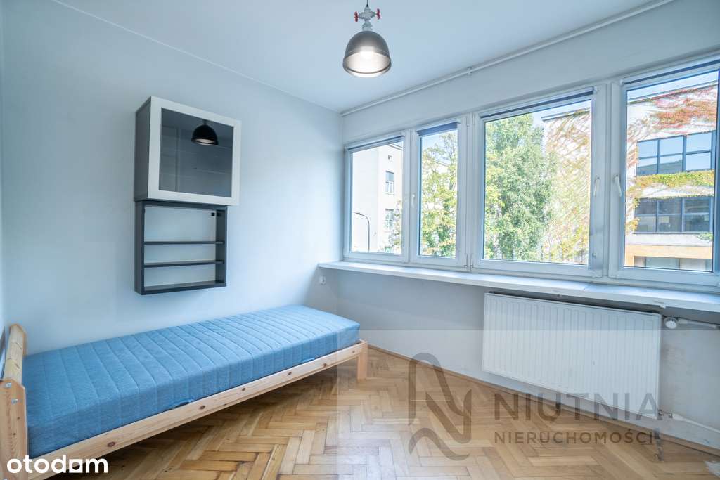 3-pokojowe mieszkanie z balkonem – ul. Pasteura-6