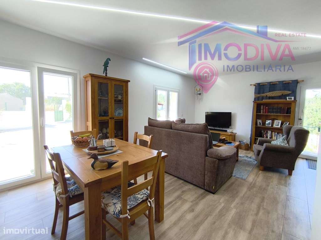 Moradia T3 recentemente renovada, com jardim em Graça, Pedrogão Grande-8