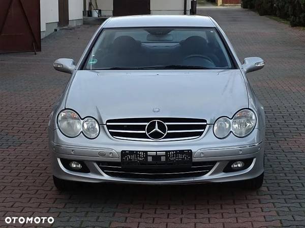 Mercedes-Benz CLK - 5