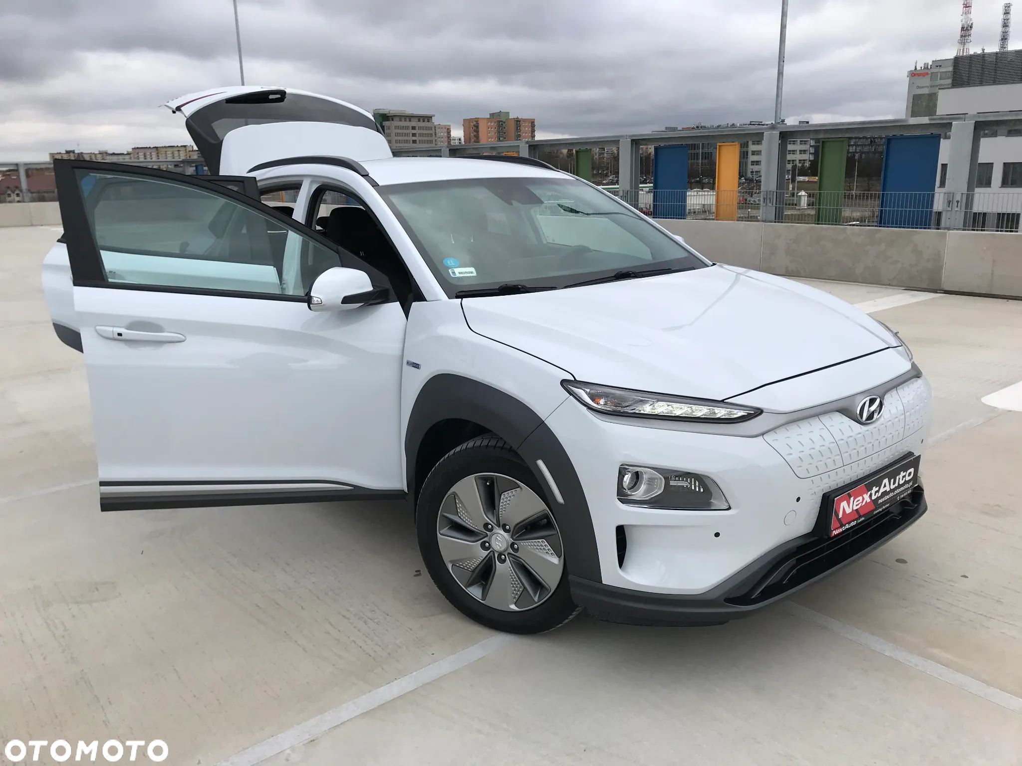 Hyundai Kona Electric 39kWh Premium - 10