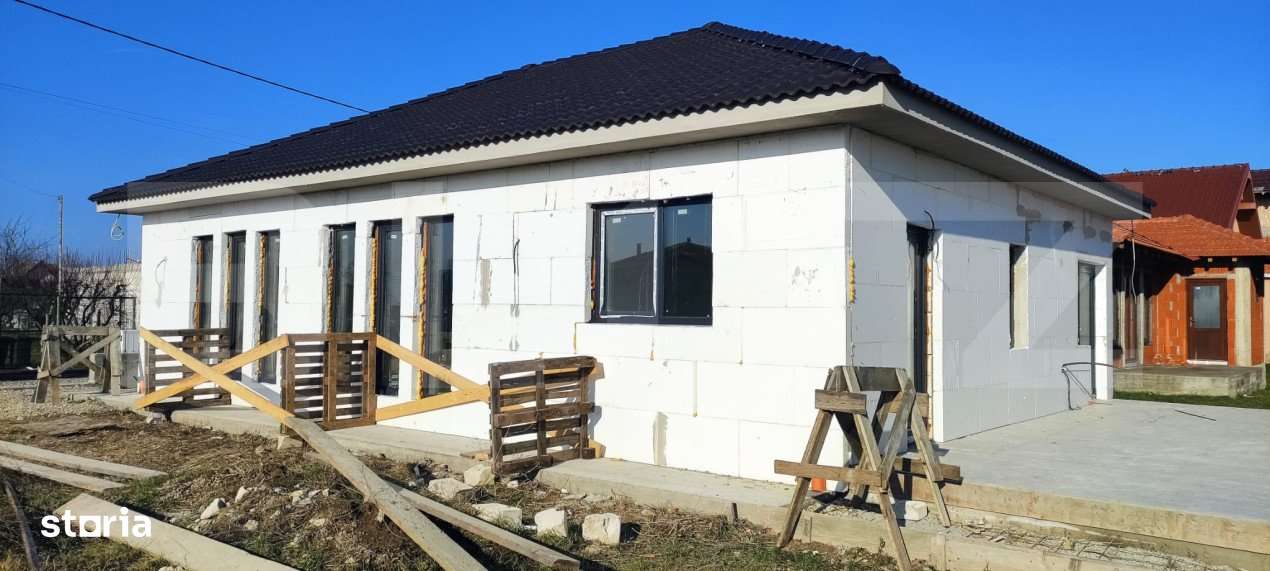 Casa pe un singur nivel, semifinista in Cihei - Imagine principală: 4/13