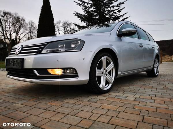 Volkswagen Passat Variant 2.0 TDI BlueMotion Technology Highline - 2