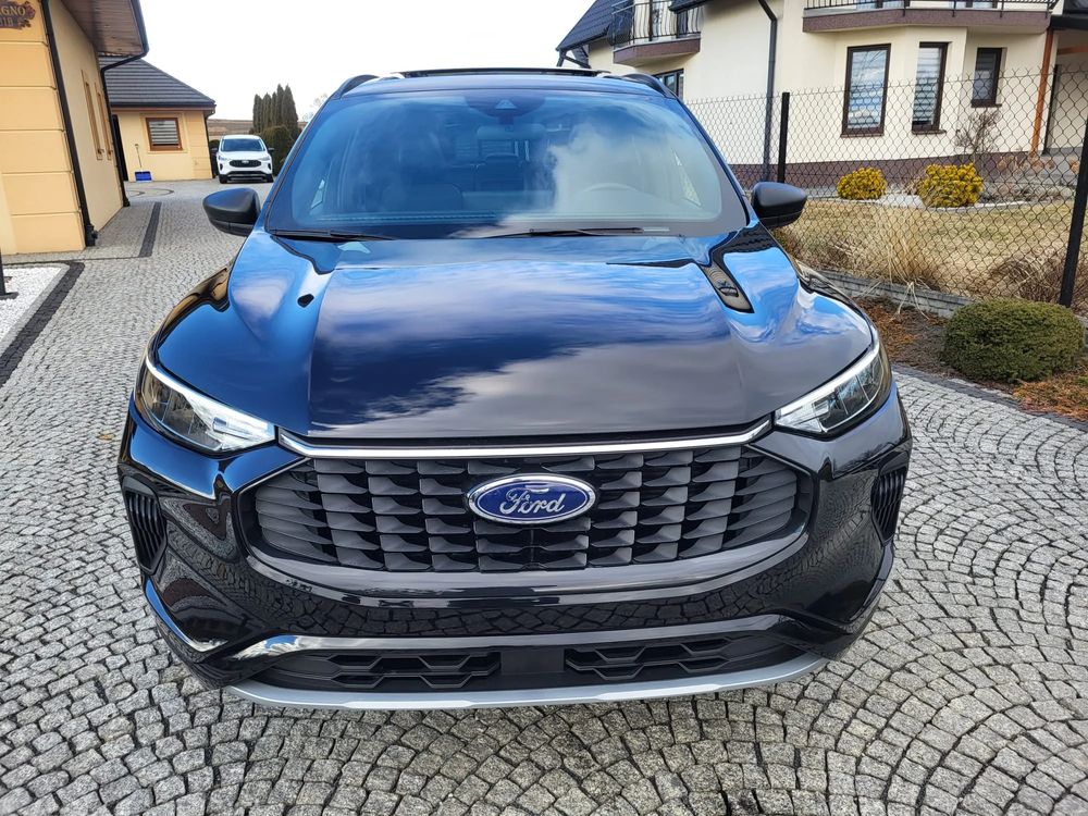 Ford Kuga III 2025