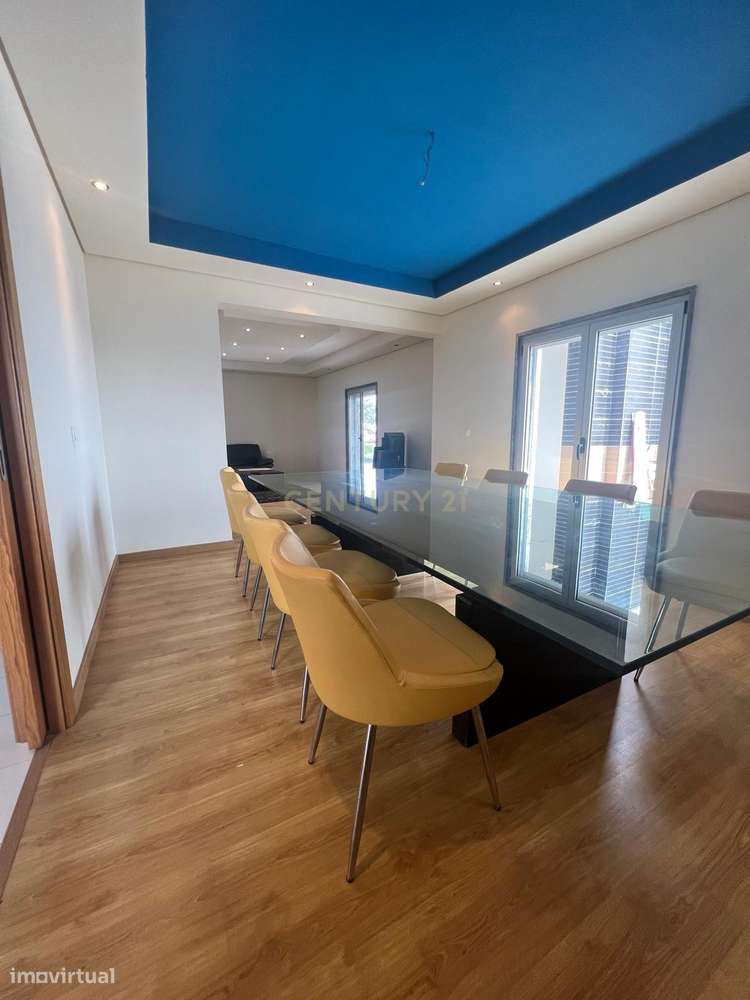 Penthouse T3 com Vista Deslumbrante para o Mar e o Castelo de Sesimbra - Grande imagem: 5/28