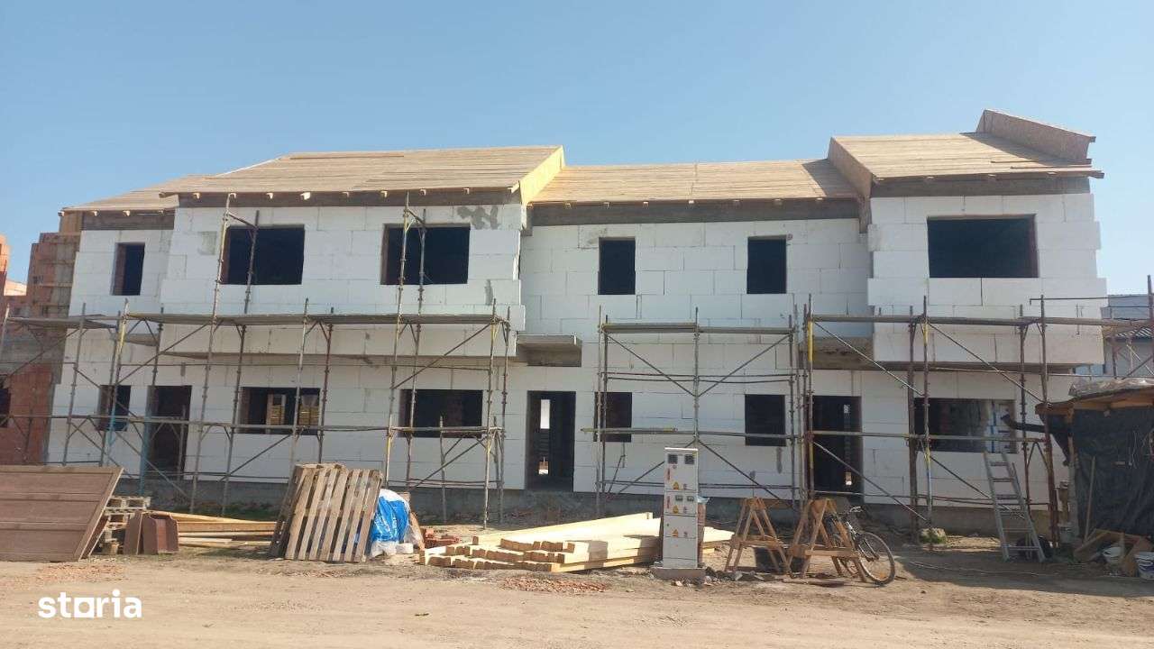 Casa de vanzare - Comuna Berceni/160 mp - Imagine principală: 2/3