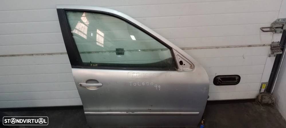 PORTA SEAT LEON / TOLEDO 1M - FRENTE ESQUERDA / DIREITA / TRAS ESQ / DTA - 1