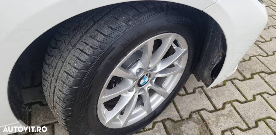 BMW Seria 3 320d DPF Touring Aut. Edition Exclusive - 31