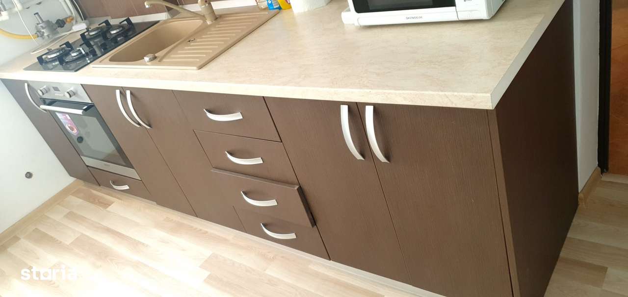 Ipotesti-Bloc Nou-Garsoniera conf.sporit,et.3 ,mobilata,pret  59500E. - Imagine principală: 4/15