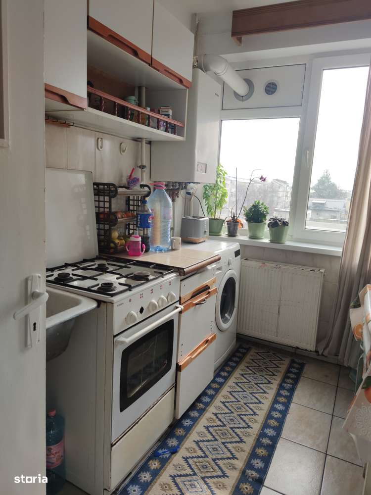 Octav Onicescu langa Parcul Mihai Eminescu piata Viilor Biserica Roset-5