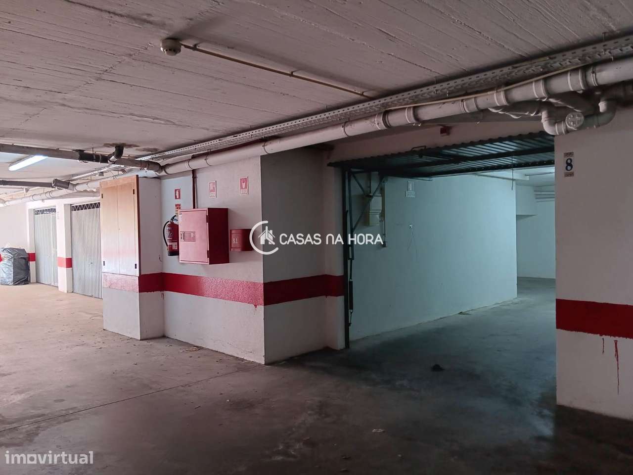 Garagem/armazém no centro de Carcavelos-14