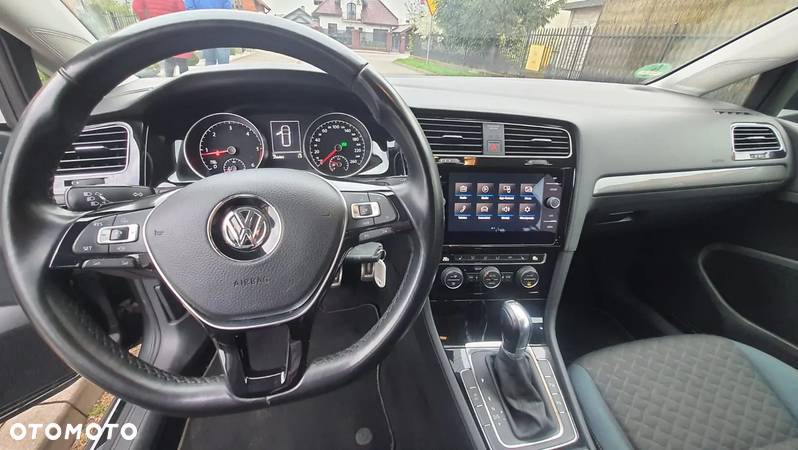 Volkswagen Golf 1.6 TDI SCR DSG IQ.DRIVE - 8