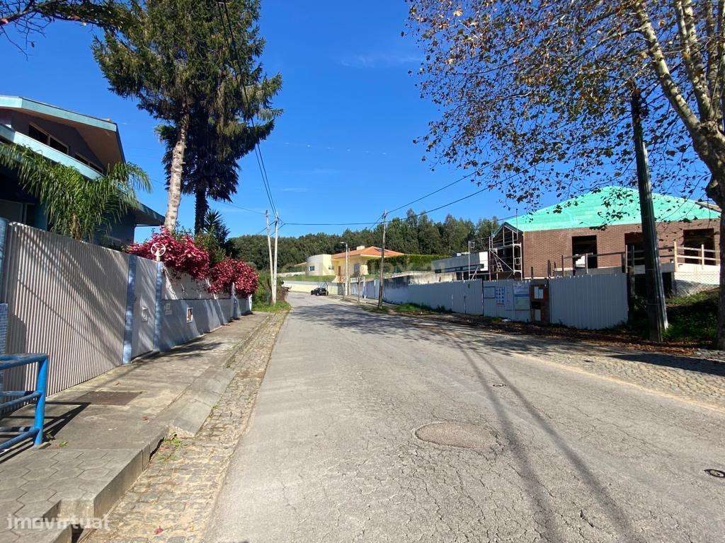 Terreno para construção de Moradias - Grande imagem: 3/8