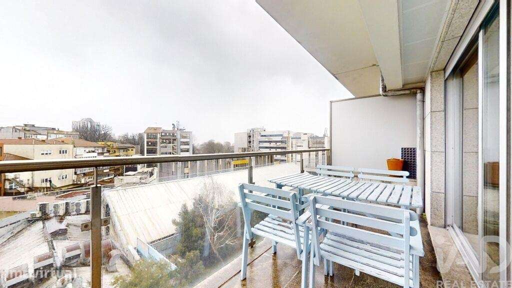 Apartamento T4 em Cedofeita, Santo Ildefonso, Sé, Miragaia, São Nicola - Grande imagem: 1/30