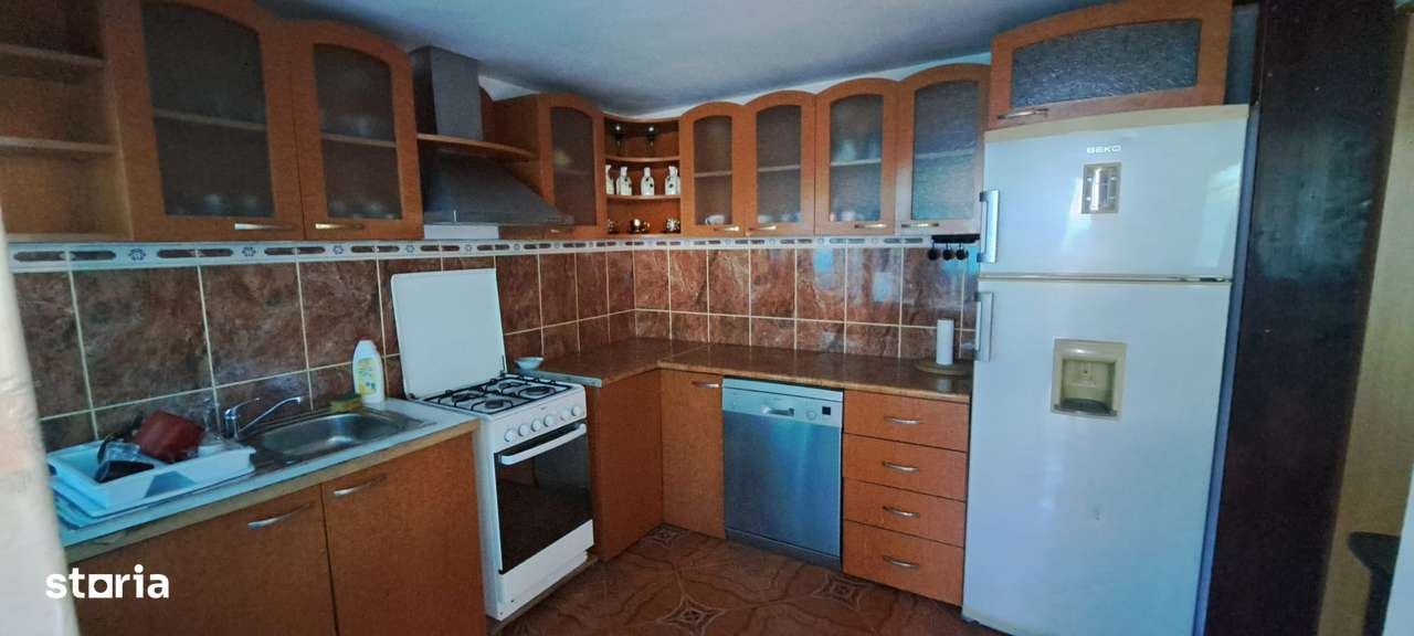 Casa Eforie Sud P+E 5 camere 3 bai-8