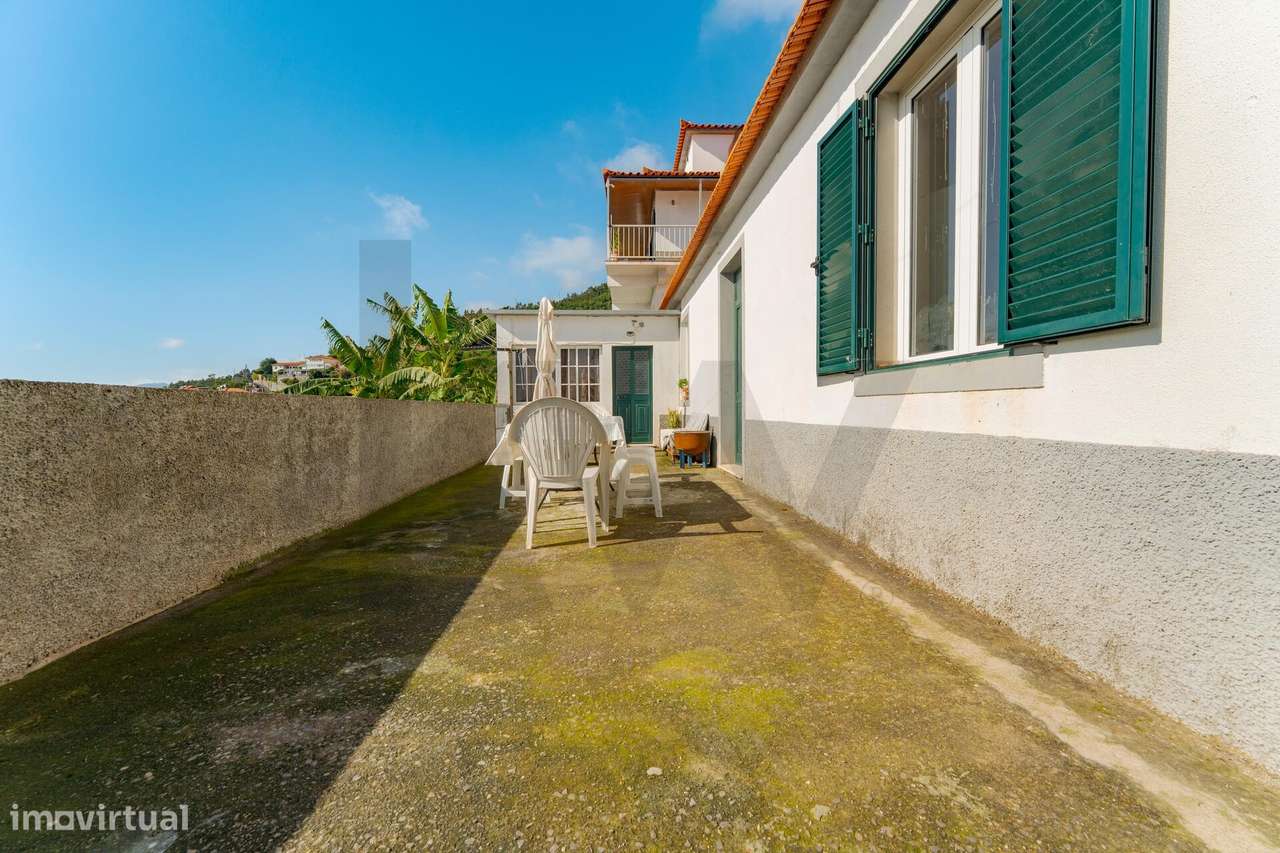 Moradia T1+1 em São Roque com fantástica vista mar-7