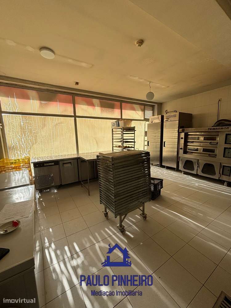 Trespasse de Confeitaria – Pão Quente | Rio Tinto-20