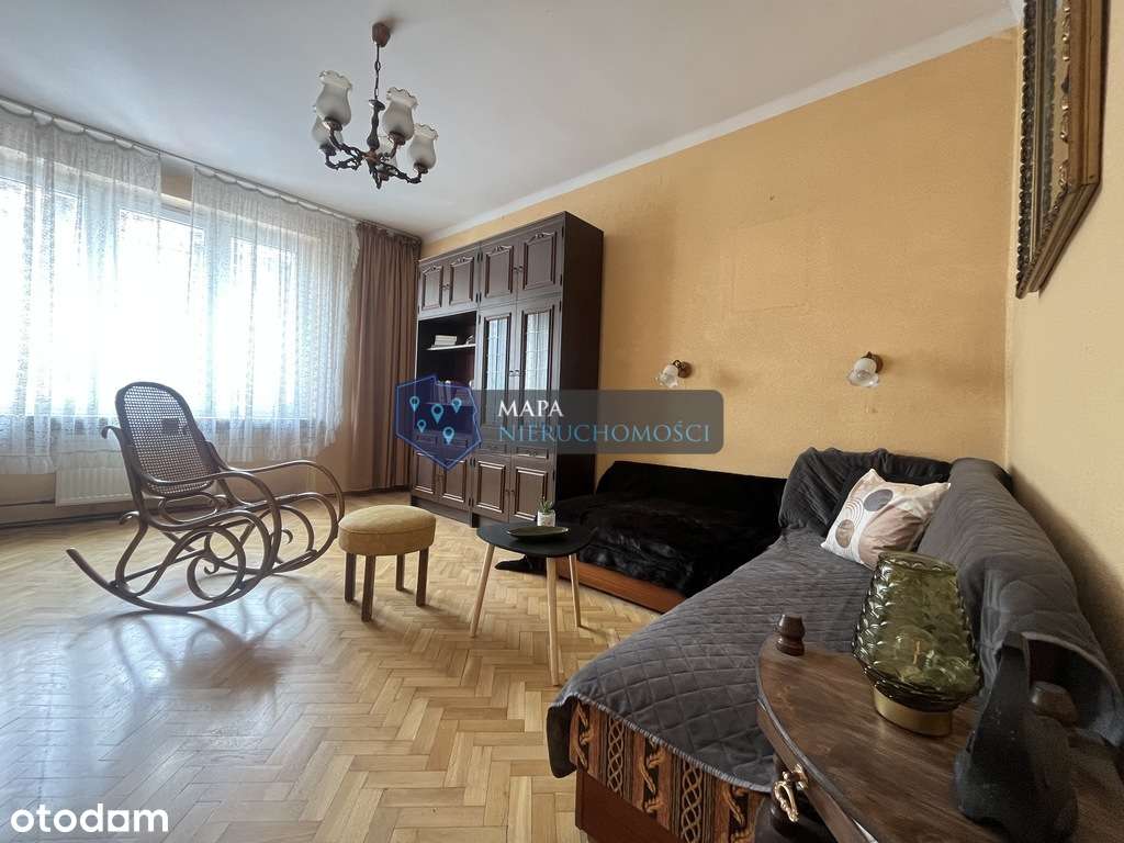 Duże mieszkanie w Centrum z ustawnymi pokojami-2