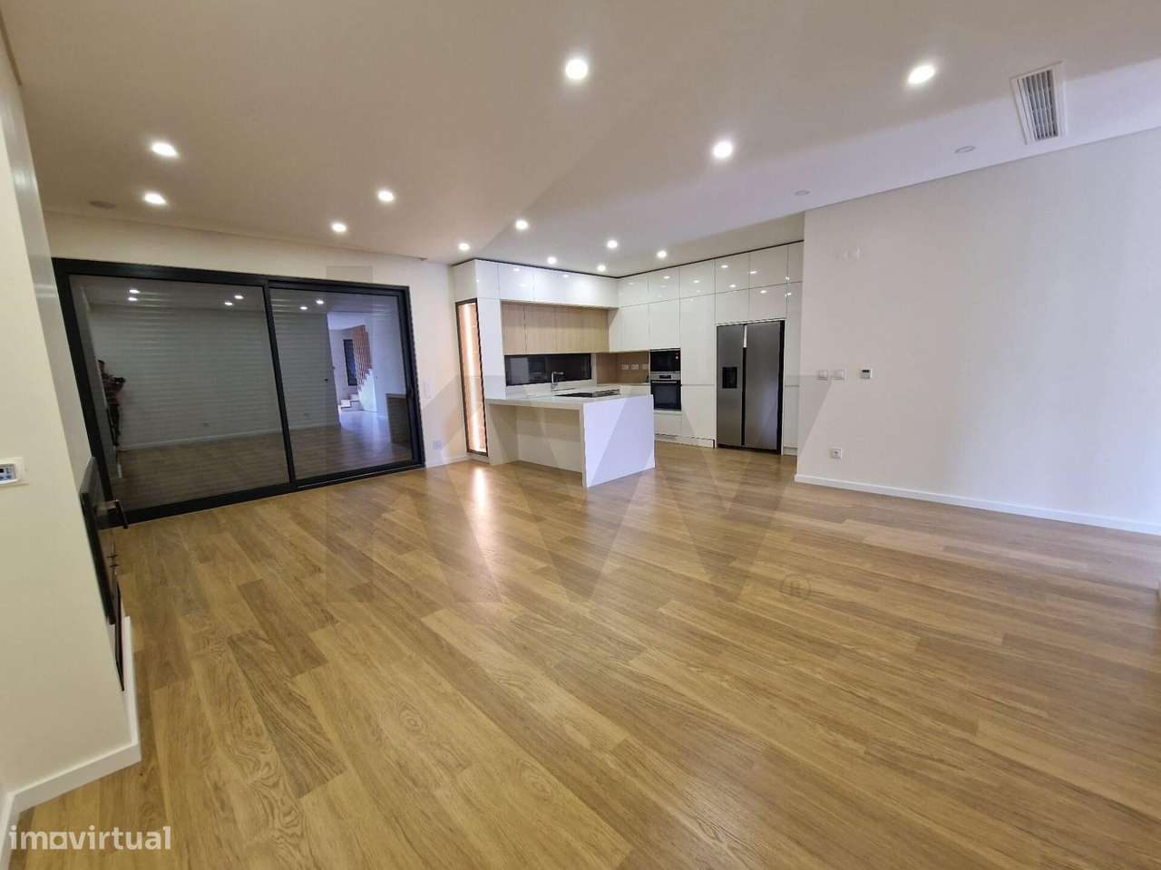 Moradia T4 - Grande imagem: 4/37