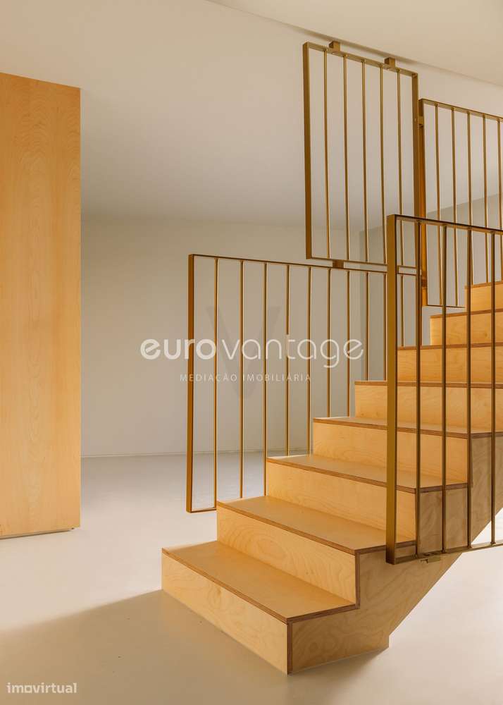 Apartamento T2 Duplex - Grande imagem: 2/17